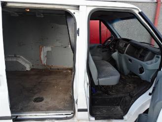 Ford Transit 300S 2.2 TDCI SHD 3 zits airco picture 18