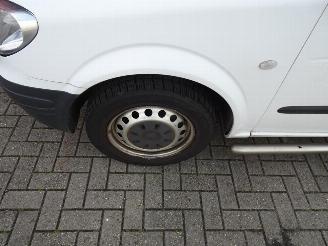 Mercedes Vito 109 CDI 320 Amigo 3 zits airco picture 19