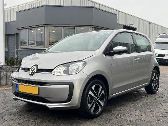 krockskadad bil auto Volkswagen Up! 1.0 beats 2021/1