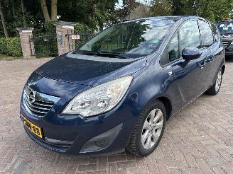 krockskadad bil auto Opel Meriva 1.4 Turbo Cosmo 2013/1