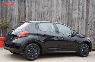 Peugeot 208 1.0 PureTech Acces Airco Cruise 50KW Euro 6 picture 3