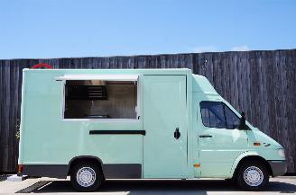 Mercedes Sprinter 308 CDi Verkoopsauto voor Hamburgers Frituur Bakplaat Vriezer picture 4