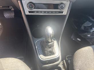 Volkswagen Polo 1.2 TSI Highline REST BPM €300,-!!! picture 18