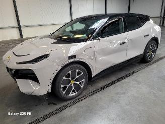Vaurioauto  passenger cars Lotus Eletre 450-KW 112kwh Automaat AWD 2023/12