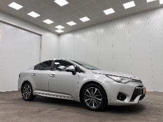 krockskadad bil auto Toyota Avensis 1.6 D-4D-F Navi Clima 2015/9