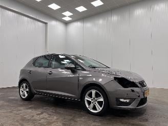 krockskadad bil auto Seat Ibiza 1.0 TSI Connect 5-drs Navi Clima 2015/10