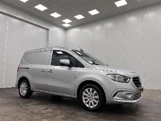 krockskadad bil bedrijf Mercedes Citan 110 CDI Navi Airco 2021/12
