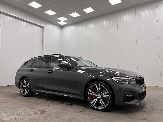 Uttjänta bilar auto BMW 3-serie Touring 330e eDrive Edition Panoramadak 2020/11