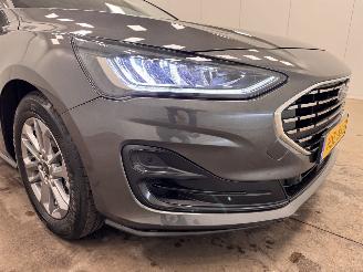 Ford Focus Wagon 1.0 EcoBoost Hybrid Autom. Titanium Navi Clima picture 15