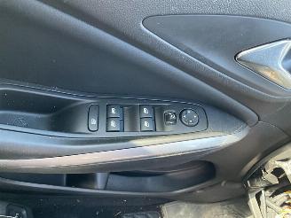 Opel Grandland (X) 1.2 Turbo (96kW) GS picture 11