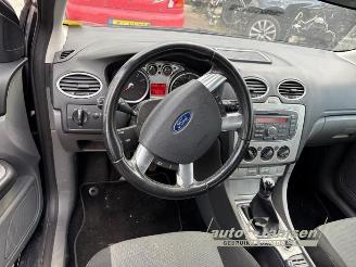 Ford Focus Focus 2, Hatchback, 2004 / 2012 1.6 16V picture 7