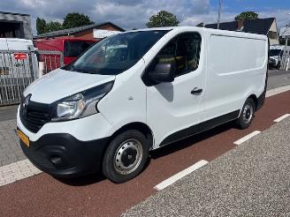 skadebil auto Renault Trafic 1.6 DCI 70KW L1H1 AIRCO KLIMA EURO6 2018/8