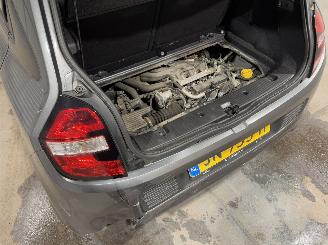 Renault Twingo 1.0SCE 52kW Collection picture 18