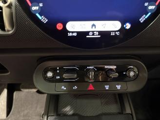 Mini Countryman E 66.5kWh M 150kW Automaat Pano Classic picture 46