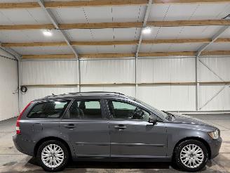 Voiture accidenté Volvo V-50 2.4 103kW Clima Momentum 2004/8