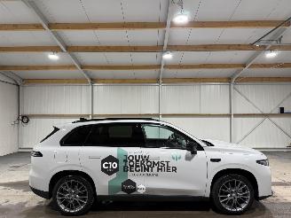 Vaurioauto  passenger cars Leapmotor C10 28.4kWh REEV 63kW Hybrid 1.5 Design 2025/4