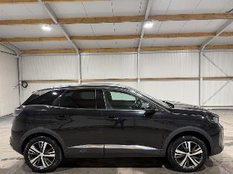 Unfallwagen Peugeot 3008 1.2PureTech 96kW Automaat Lease Premium 2021/4