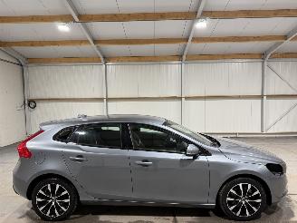 Vaurioauto  passenger cars Volvo V-40 1.5T3 112kW Automaat Dynamic Edition 2018/11