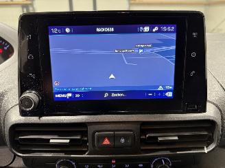 Peugeot Partner 1.5BlueHDI 96kW Automaat 130 Eat8 S&S picture 32