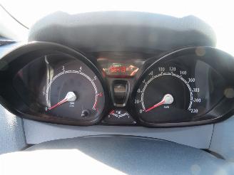 Ford Fiesta 1.25 Limited Airco 5drs 2011  180.000 NAP picture 9
