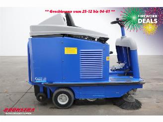   95 BJ 2022 33Hrs! Kehrmaschine / Veegmachine picture 5