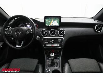 Mercedes A-klasse 160 Ambition Pano Navi Airco Cruise PDC picture 12