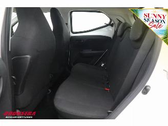 Toyota Aygo 1.0 VVT-i x-fun Airco Cruise picture 18