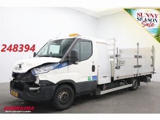 krockskadad bil bedrijf Iveco Daily 35S14 CNG Hi-Matic Pritsche LBW Luftfederung Camera 125.553km 2018/11