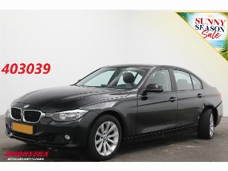 Avarii autoturisme BMW 3-serie 320i AUT Executive Navi Cruise Clima PDC AHK 152.512 km! 2012/6