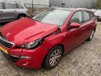 Avarii autoturisme Peugeot 308 SW  1.2 PureTech Style 2017/2