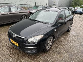 begagnad bil auto Hyundai I-30 CW  1.4i Blue Dynamic Bns 2010/5