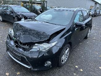 krockskadad bil auto Toyota Auris 1.6 TS  Stationcar 2014/4