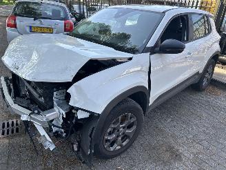 krockskadad bil auto Jeep Avenger 54 kWh Longitude Business 2024/5