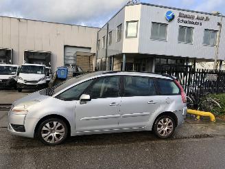damaged passenger cars Citroën Grand C4 Picasso 1.6 vti 88kW 7 persoons 2010/5