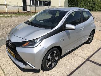 Toyota Aygo 1.0vvt-i X-PLAY , Airco, Kamera picture 2