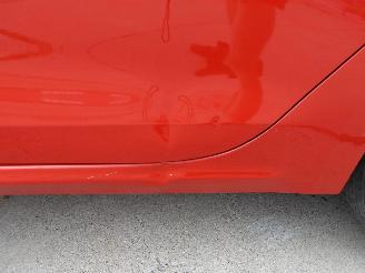 Peugeot 208  picture 13