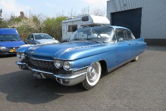 damaged passenger cars Cadillac Fleetwood V8 SEDAN, ORIGINELE NEDERLANDSE AUTO, RIJDEND PROJECT 1960/7