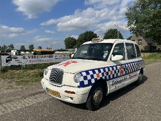 krockskadad bil auto London Taxi int TX1 Silver Auto Diesel, automaat, airco 1998/12