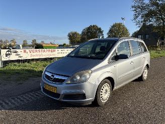 damaged passenger cars Opel Zafira 1.8-16V BENZINE 7 PERSOONS UITVOERING AIRCO 2006/6