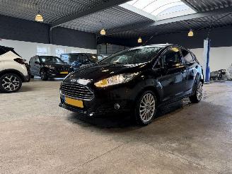 krockskadad bil auto Ford Fiesta 1.5 TDCi Titanium 2015/4