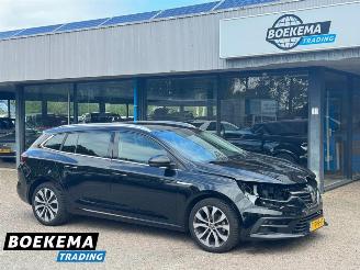 krockskadad bil auto Renault Mégane Estate 1.3 TCe Aut. 140 Techno Navi Camera Clima Cruise 2023/6