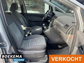 Ford Focus C-Max 1.8 125PK Airco Cruise PDC trekhaak picture 17