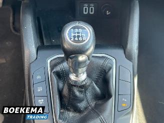 Ford Focus Wagon 1.0 EcoBoost ST Line X Business Navigatie Stoel-Stuurverwarming picture 24