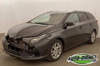 Unfallwagen Toyota Auris 1.2 Automaat Navi 2018/4