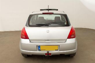 Suzuki Swift 1.3 Shogun picture 32