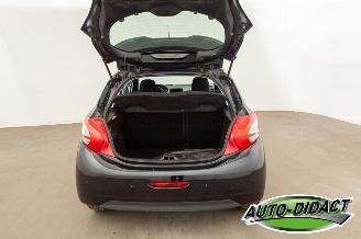 Peugeot 208 1.2 Airco picture 33