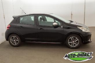 Peugeot 208 1.2 Airco picture 35