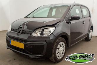 krockskadad bil auto Volkswagen Up! 1.0 BMT move up! 94.653 km Airco 2019/8
