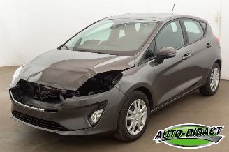 skadebil auto Ford Fiesta 1.0 82.494 km Airco Navi 2018/8