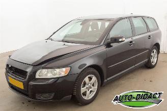 Vrakbiler auto Volvo V-50 1.8 Clima Edition I 2009/6